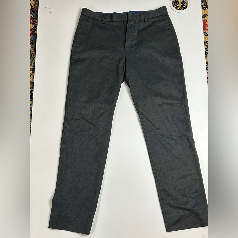 Banana Republic Men’s Non-Iron Modern Slim Fit Pants